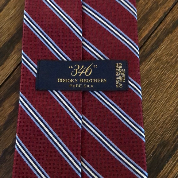Brooks brothers tie - Picture 3 of 3